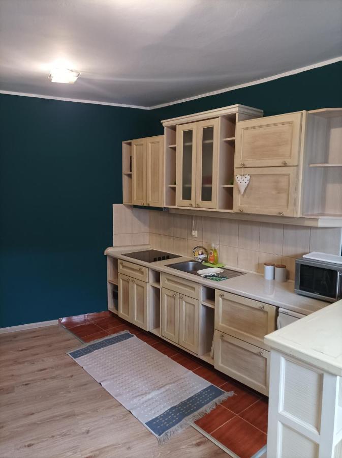 Ram1 Appartement Novi Sad Buitenkant foto