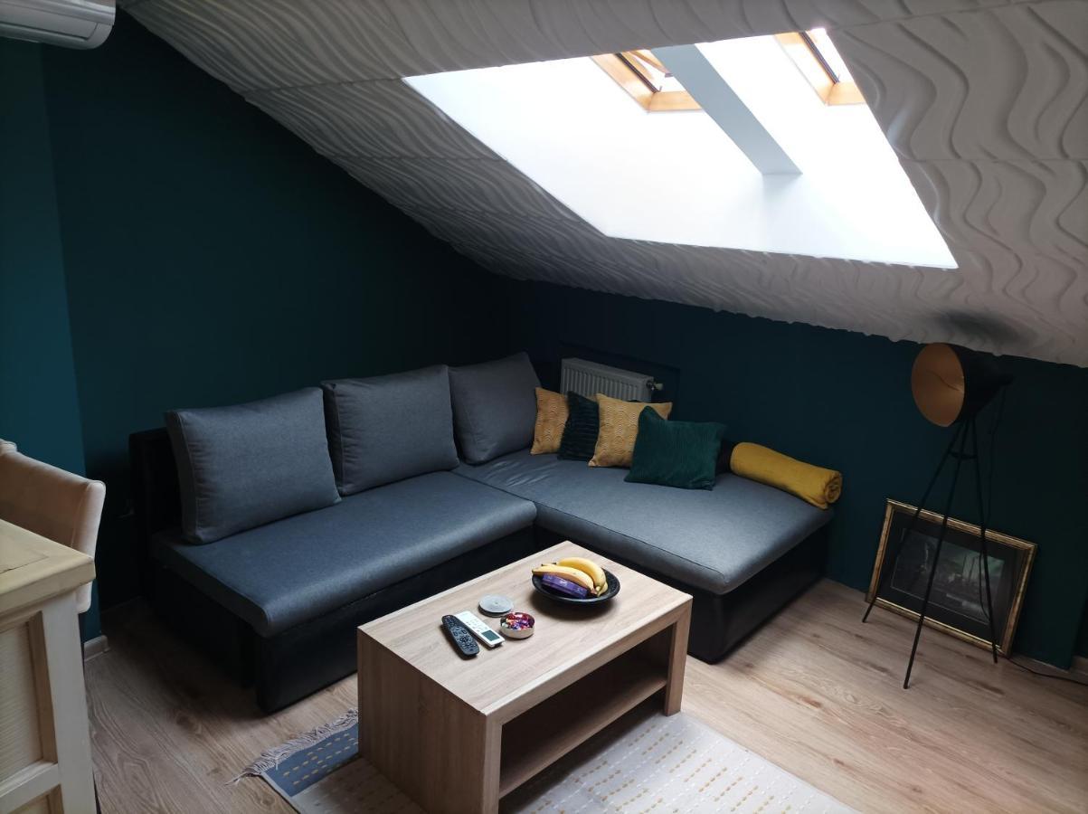 Ram1 Appartement Novi Sad Buitenkant foto